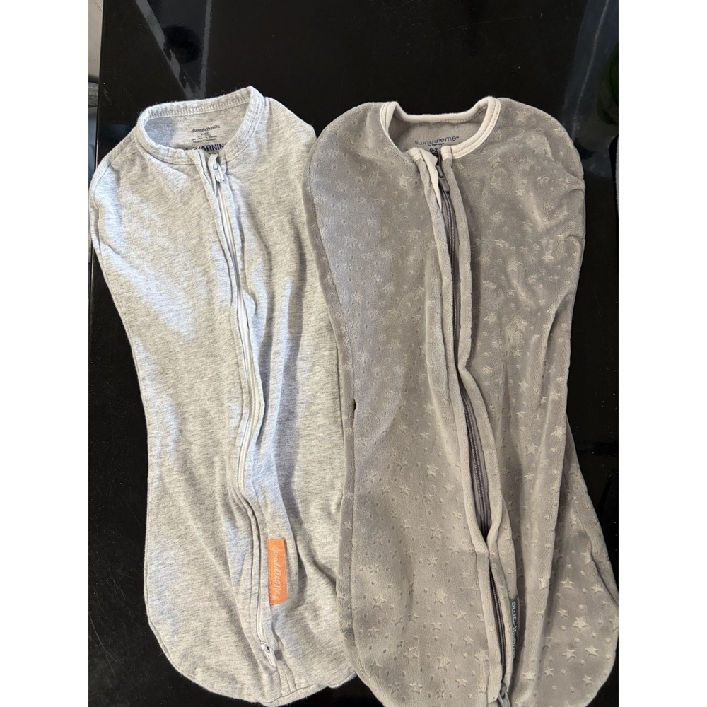 SwaddleMe Zip Swaddle Lot of 2 Gray Star Newborn 0-2 Months Cotton Blend
